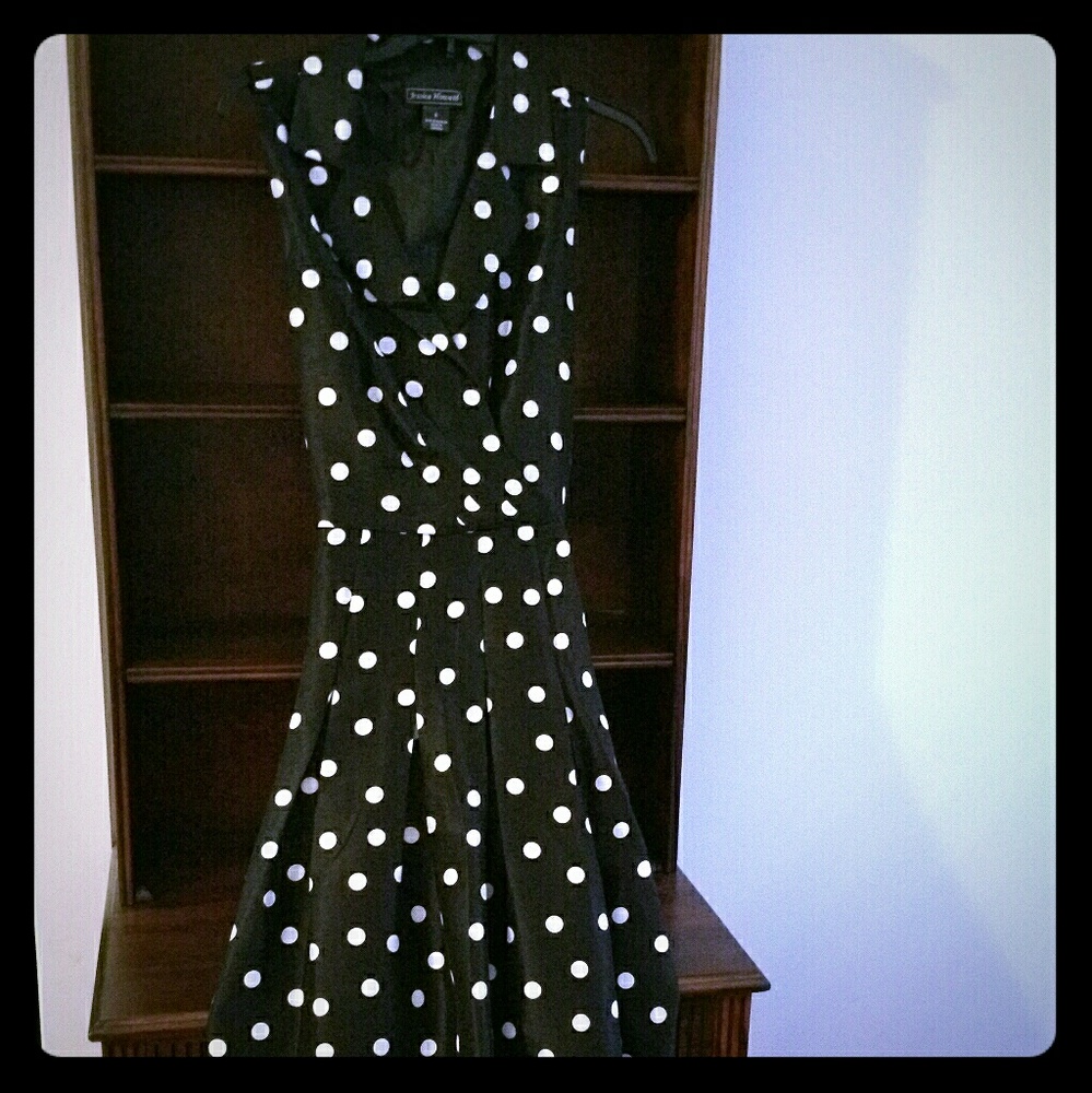 NWT JESSICA HOWARD size 8 polka-dot dress